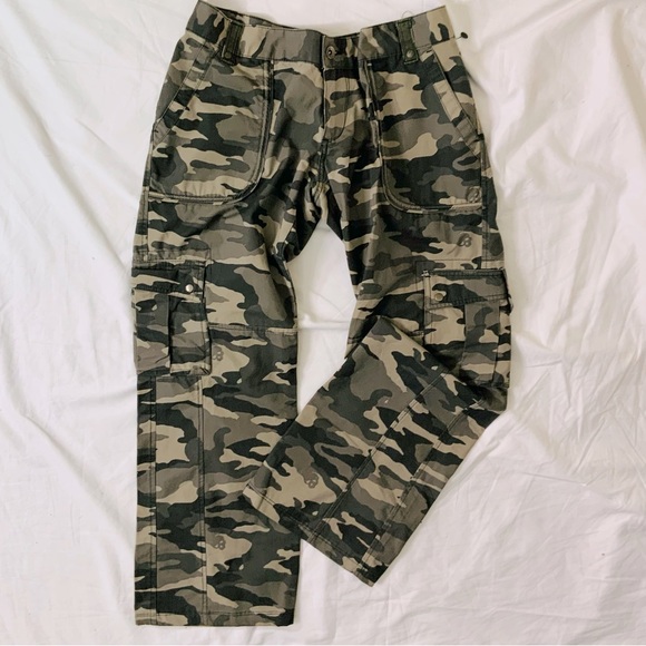 VINTAGE Levi’s Sykes Camo Cargo Utility Pants UNISEX